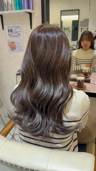 ロング 井上 浅朝のヘアスタイル
