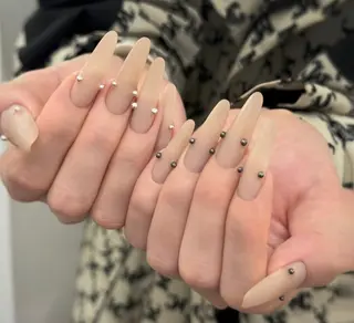 ネイル Pure&Rich Nailのネイルデザイン