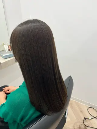 セミロング 艶カラー推し! なかはらあかりのヘアスタイル