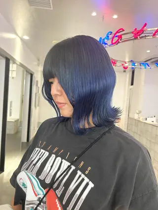 カラー 🫒オリーブ/透け感 レイヤー🌿モエカのヘアスタイル