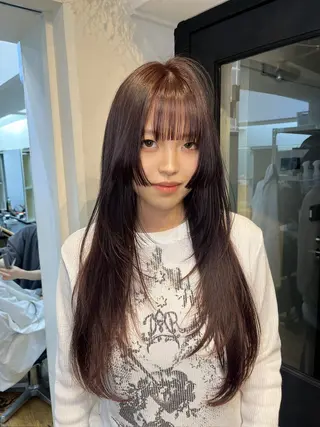 ロング カラー Airi 韓国y2k ハイレイヤーのヘアスタイル