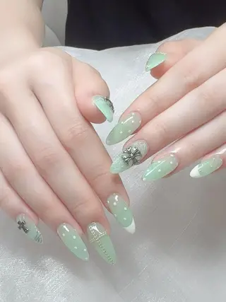 ネイル Hana Rose Nailのネイルデザイン