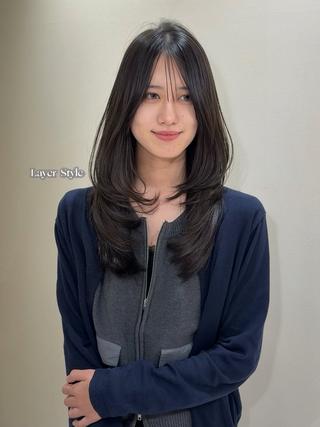 ロング カラー 大人韓国レイヤ ー特化|角岡泉希🩶のヘアスタイル