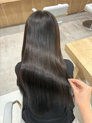 ロング KAE🍓艶カラー /韓国風のヘアスタイル