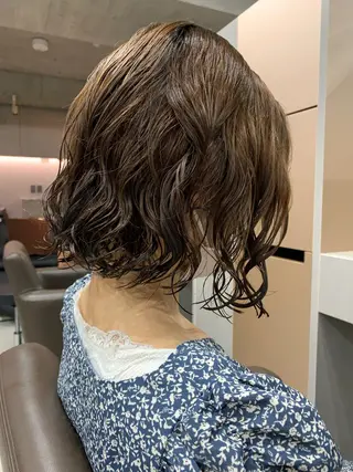ショート カラー ボブパーマコテ巻き風 パーマNo1深江秀平のヘアスタイル