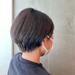 ショート カラー 尾籠 美幸 (オゴモリ ミユキ)のヘアスタイル