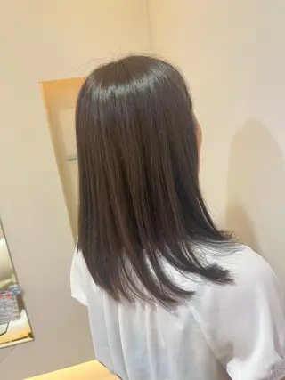 ロング ケアブリーチカラー 樋口 莉奈のヘアスタイル