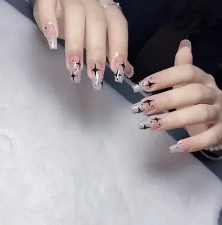 ネイル Queen‘s なんのネイルデザイン