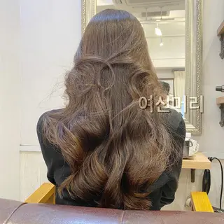 ロング カラー 新宿/レイヤーカット 韓国ヘア/海外ヘアのヘアスタイル