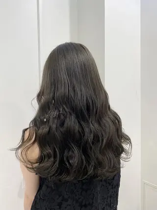 カラー official TUNE銀座🪞🪽のヘアスタイル