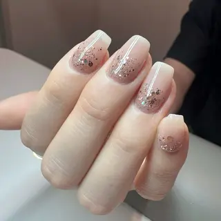 ネイル 実力派× 先着10名限定サロンのネイルデザイン