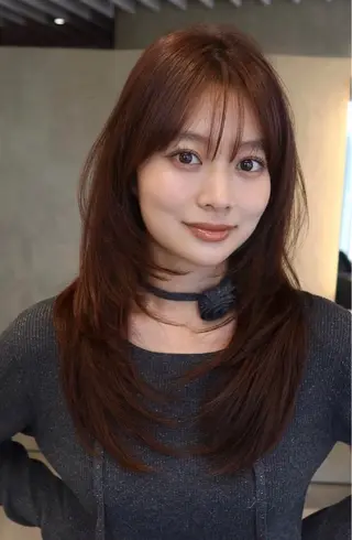 ロング 韓国風レイヤーカラー ライムのヘアスタイル