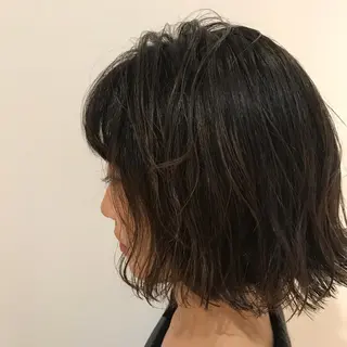 ミディアム 庄司 美佑樹のヘアスタイル