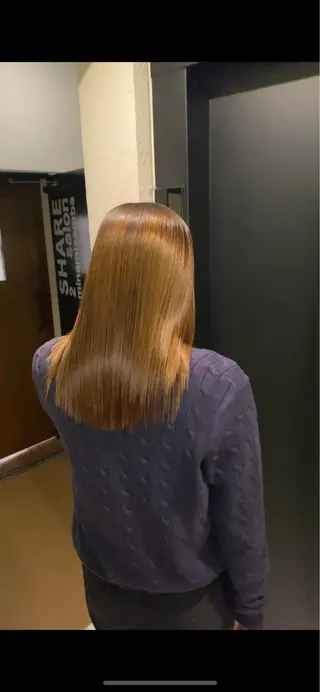 セミロング MAAT所属 AKANEのヘアスタイル