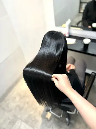 ロング 髪質改善♡ 保坂汐音のヘアスタイル