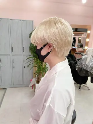 ショート カラー メンズ ハイトーン特化🎀 LEONのヘアスタイル