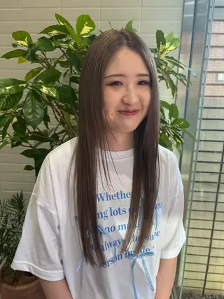 ロング 木下 茅沙のヘアスタイル