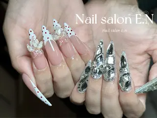 ネイル E.N🦋 長さ出し/持ち込みのネイルデザイン