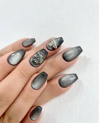 ネイル Tira Nailのネイルデザイン