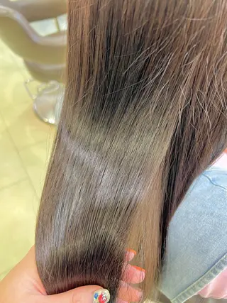 ロング カラー 波巻き/シャドウ/ レイヤー/ボブ航太のヘアスタイル