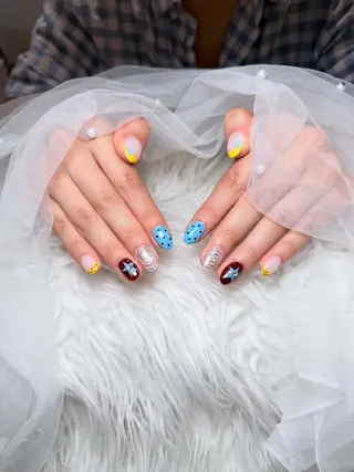 ネイル Queen Nail 研修生のネイルデザイン