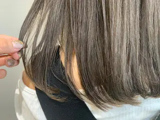 ミディアム カラー 🦖鶴岡 香純🦖のヘアスタイル