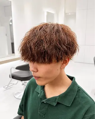 パーマ メンズ ツイスパ/シャドウ MANARUのヘアスタイル