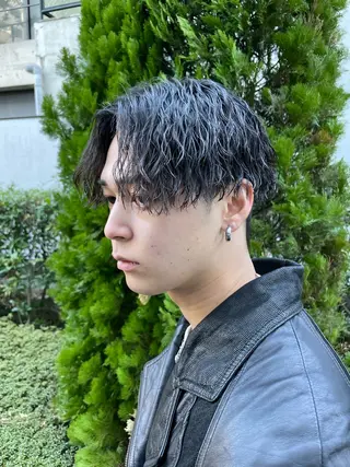 ショート カラー パーマ ヘアアレンジ メンズ 亀井隆汰/メンズ専門 パーマ/フェード可のヘアスタイル