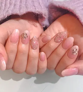 ネイル 髙橋 優菜のネイルデザイン