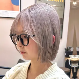 カラー sara ブリーチカラーのヘアスタイル
