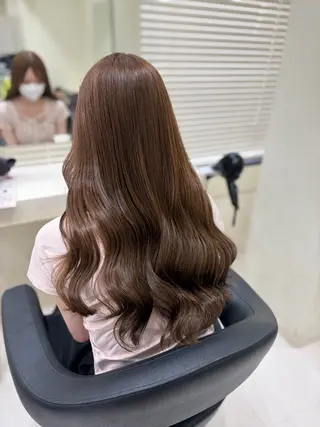 ロング カラー レイヤー×大人可愛い ベージュHARUNAのヘアスタイル