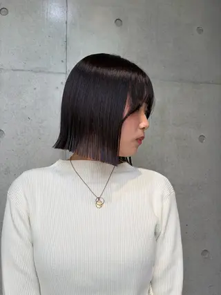 ショート カラー ヘアアレンジ ボブ艶モテカラー🫧 カリンのヘアスタイル