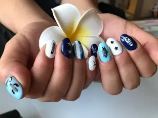 ネイル Mana ·͜· ❤︎のネイルデザイン