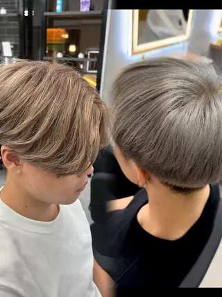 カラー 秋山 和也のヘアスタイル