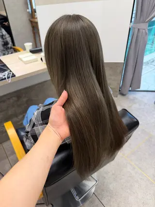 ロング カラー 🎀透明感 カラーHiROEのヘアスタイル