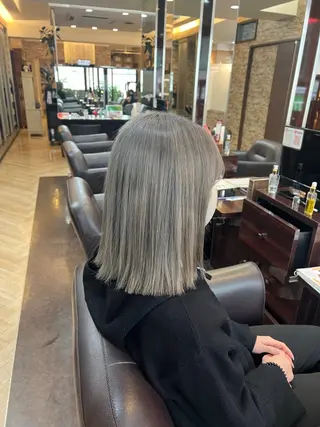 ミディアム シャローネ池袋 【れいな】のヘアスタイル