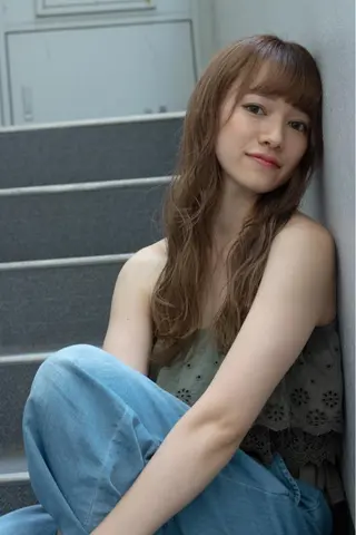 カラー 天野 利咲のヘアスタイル