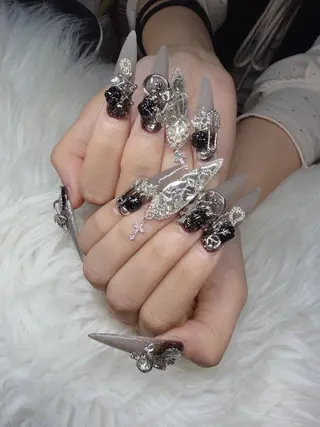 ネイル Lee Nailsのネイルデザイン