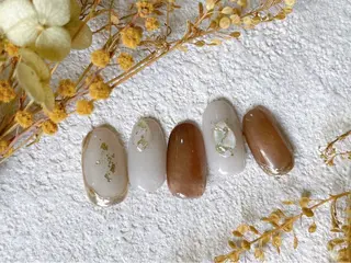 ネイル mogunail &blowのネイルデザイン