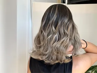 ミディアム カラー ヘアカラー&縮毛矯正 STAR☆RIVERのヘアスタイル