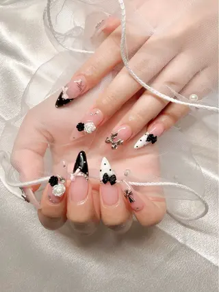 ネイル CHARME 🤎〔RINA〕のネイルデザイン
