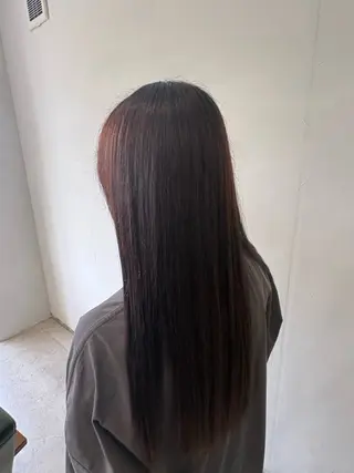 ロング カラー 髙木 千惺のヘアスタイル