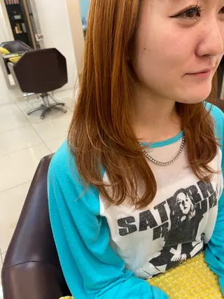 ミディアム 林 莉瑠のヘアスタイル
