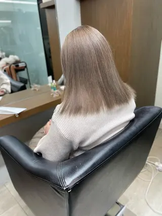 カラー yasuハイトーン/ デザインカラーのヘアスタイル