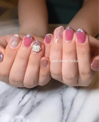 ネイル ネイルルームリッカ 𝐦𝐚𝐲𝐮のネイルデザイン