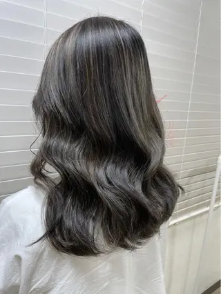 ロング カラー ブリーチカラー🎀 エクステmiinaのヘアスタイル
