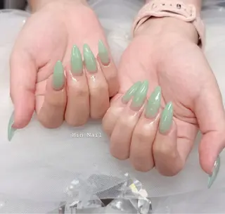 ネイル HIN NAILのネイルデザイン