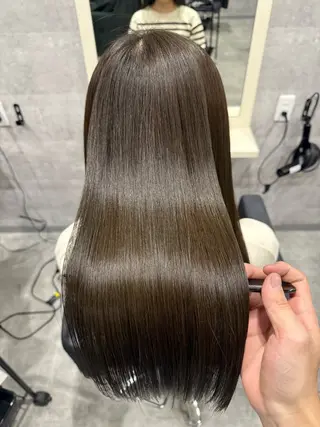 ロング ARCHEOSAKA TOUMAのヘアスタイル