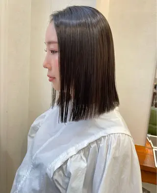ミディアム KAZU/レイヤー レイヤー/ハイトーンのヘアスタイル