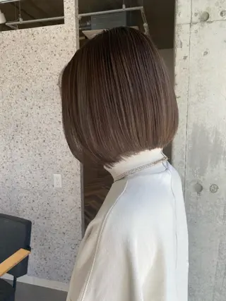 ショート カラー ヘアアレンジ lani ブリーチ /ダブルカラーのヘアスタイル